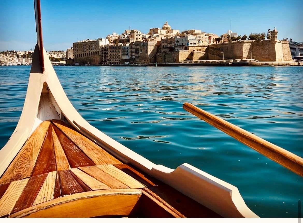 New & Unique Apartment - A 5 Minutes Ferry To Capital City Of Valletta Senglea Exterior photo