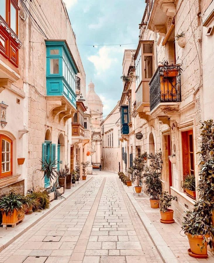 New & Unique Apartment - A 5 Minutes Ferry To Capital City Of Valletta Senglea Exterior photo